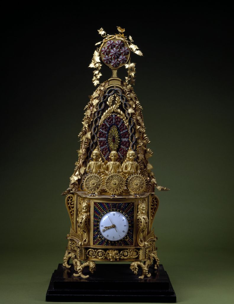 图片[1]-Gold-plated copper ball with three people playing music clock-China Archive